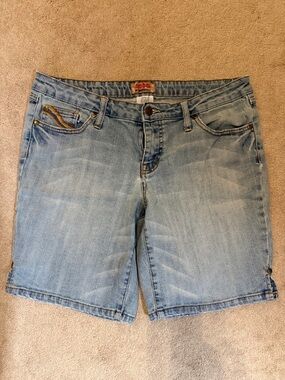 NOBO Faded Light Blue Denim Bermuda Shorts sz 13